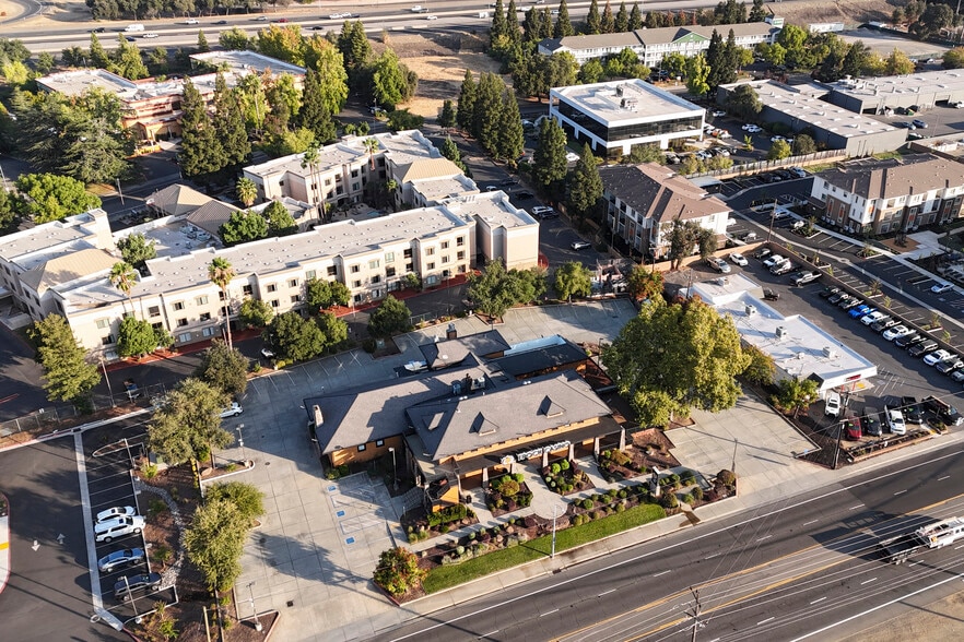 More Photos Of 11275 Folsom Blvd, Rancho Cordova Restaurant For Lease