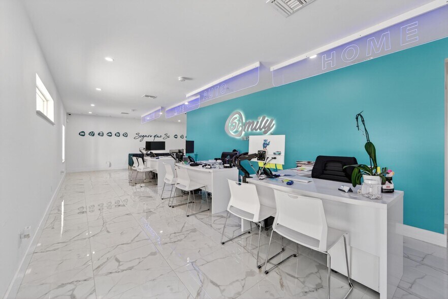 Primary Photo Of 1233 Bartow Rd, Lakeland Office For Sale