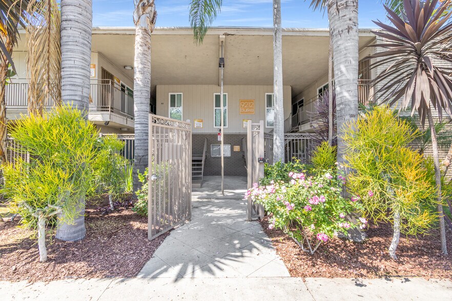 More Photos Of 9212 Burke St, Pico Rivera Apartments For Sale