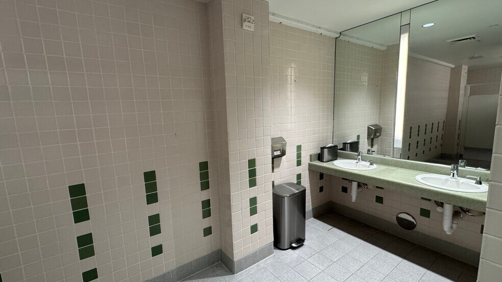 More Photos Of 1115 3rd St, San Rafael Office For Sale