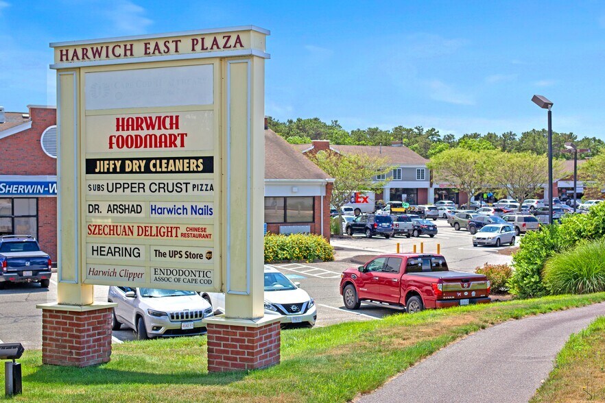 More Photos Of 1421 Orleans Rd, Harwich Storefront For Lease