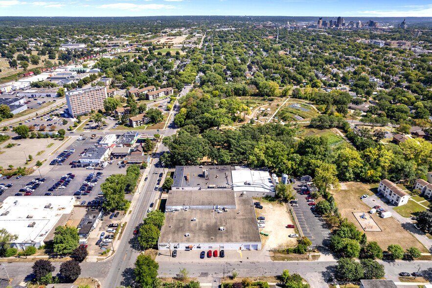 More Photos Of 976 W Minnehaha Ave, Saint Paul Warehouse For Sale