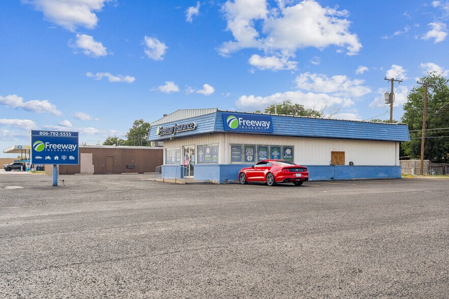 More Photos Of 2406 34th St, Lubbock Office For Sale