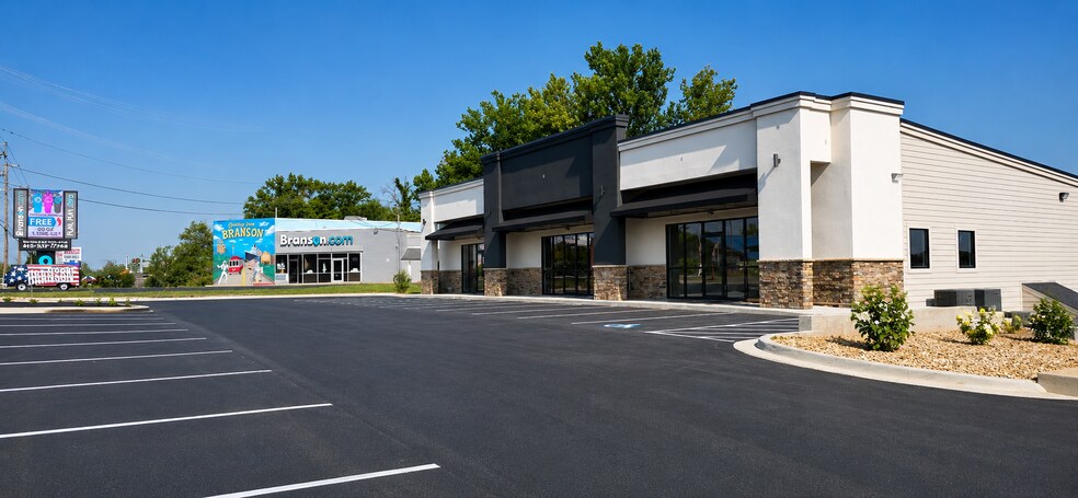 More Photos Of 1207 W 76 Country Blvd, Branson General Retail For Lease