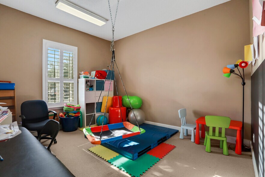 More Photos Of 11512 lake mead Ave, Jacksonville Medical For Lease