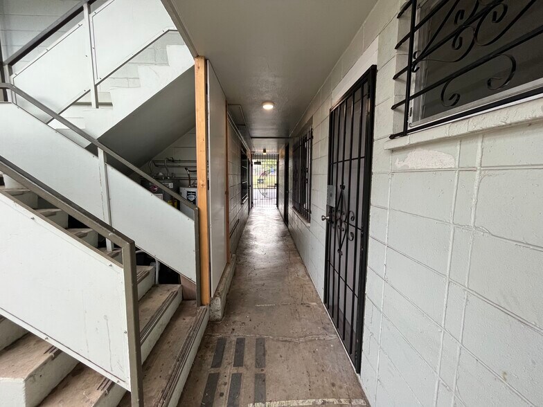 More Photos Of 1415 Kinau St, Honolulu Apartments For Sale