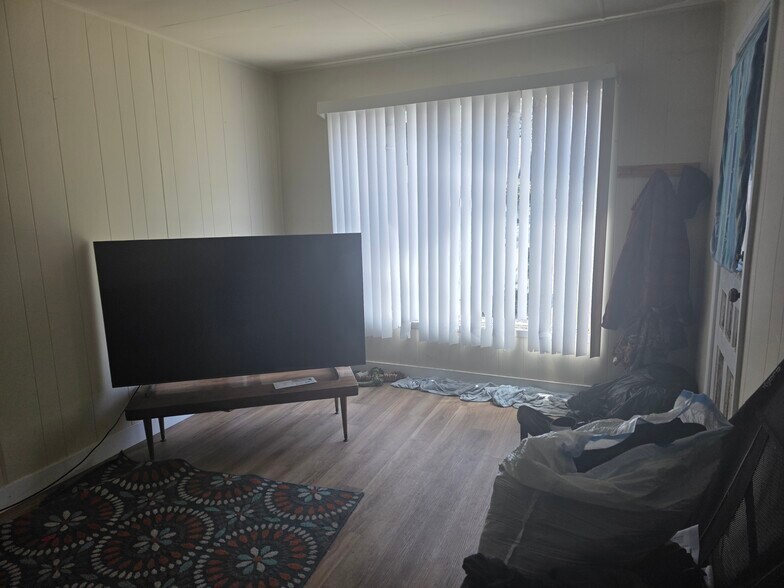 More Photos Of 618 SE M St, Grants Pass Multifamily For Sale