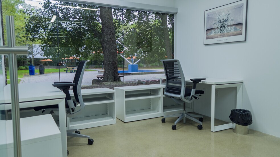 More Photos Of 4 Century Dr, Parsippany Unknown For Lease
