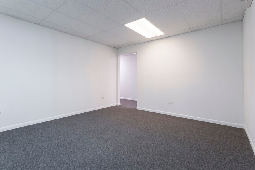 More Photos Of 1835 N 19th Ave, Melrose Park Medical For Lease