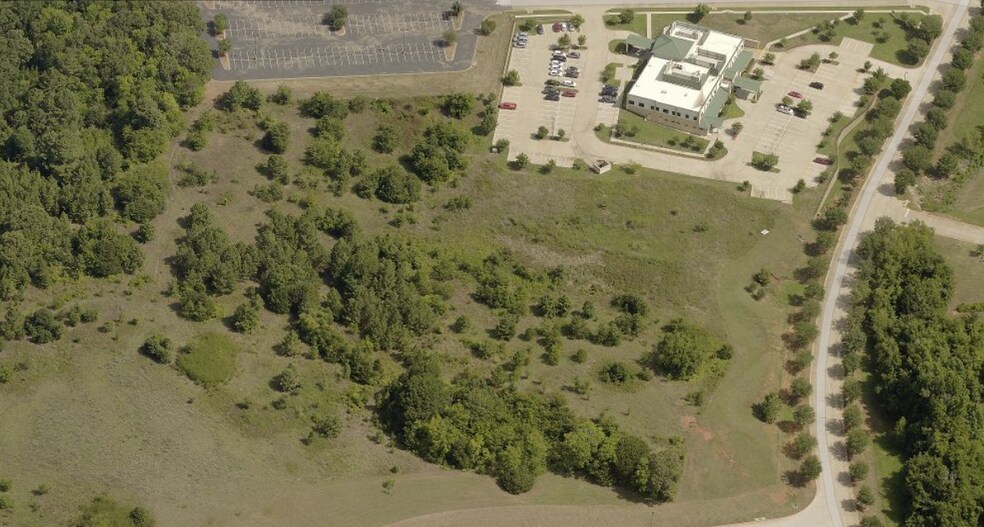 More Photos Of 0000 Willow Creek Pky, Palestine Land For Sale