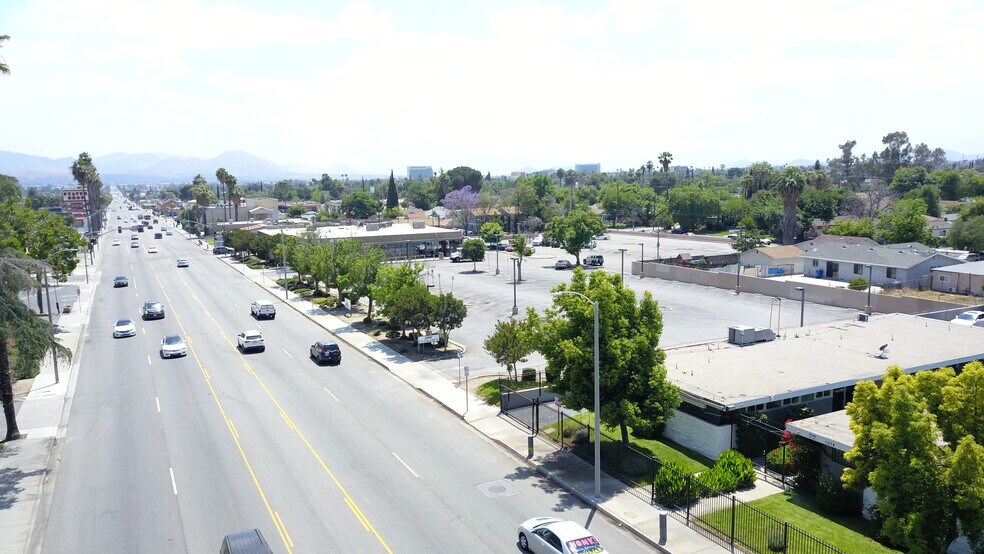 More Photos Of 1384 N Waterman Ave, San Bernardino Office For Lease