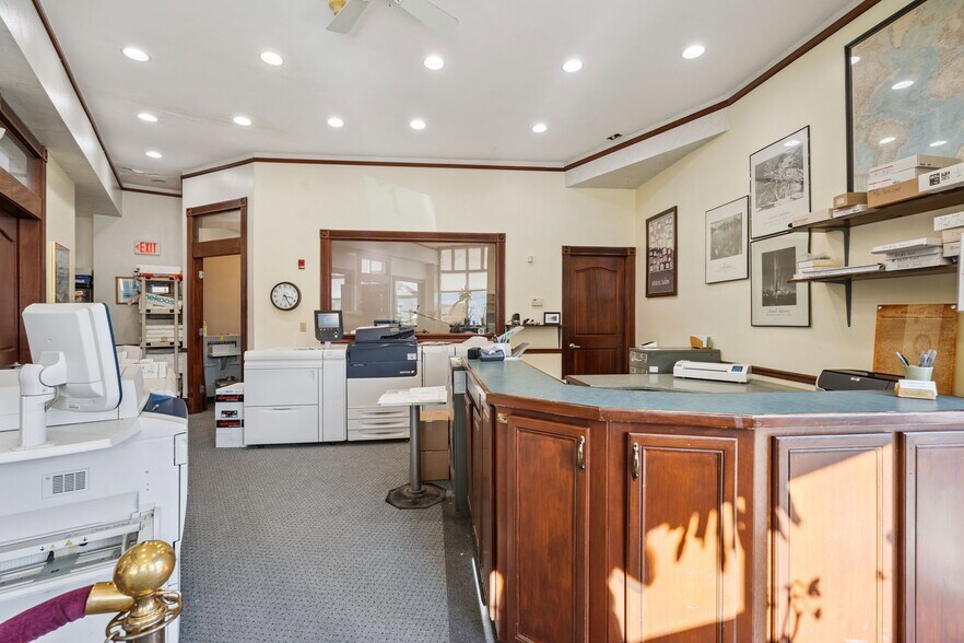 More Photos Of 40 Boston St, Salem Office For Lease