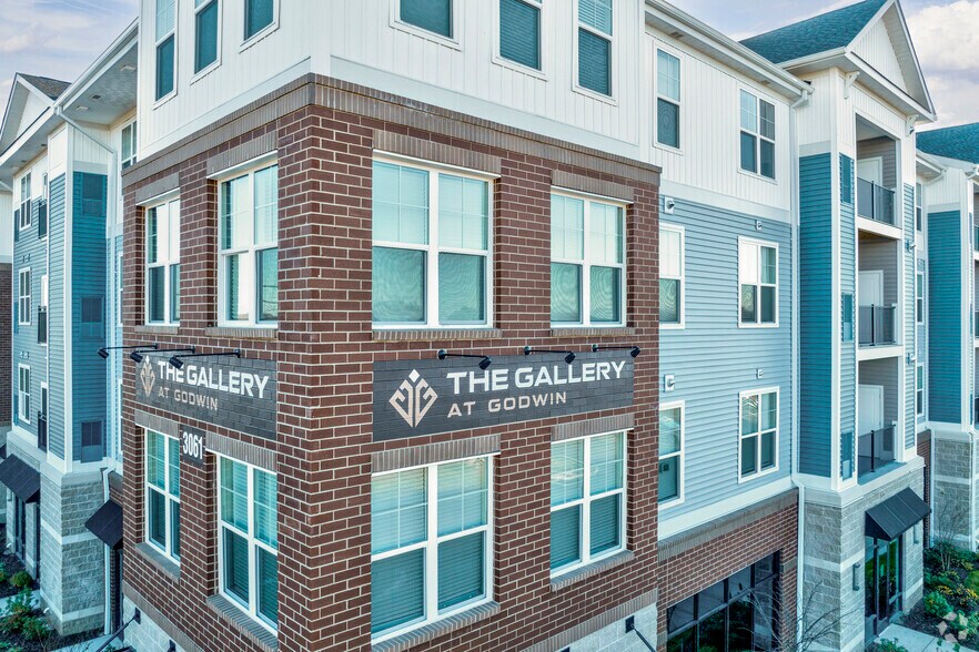 More Photos Of 3061 Godwin Blvd, Suffolk Multifamily For Sale