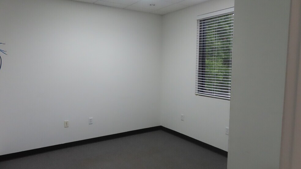 More Photos Of 139 Beal Pky SE, Fort Walton Beach Office For Lease