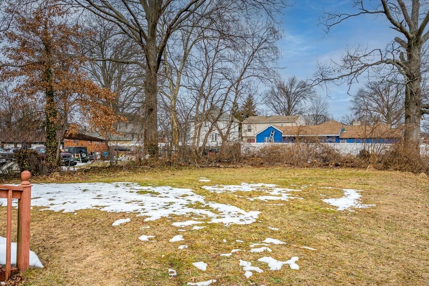 More Photos Of 512 New Brunswick Ave, Fords Specialty For Sale