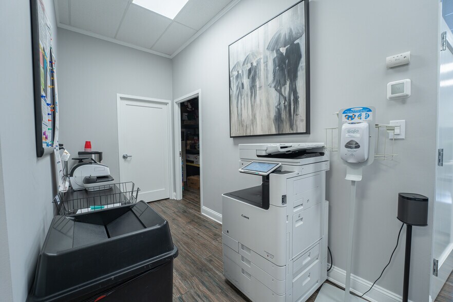 More Photos Of 152 Islip Ave, Islip Medical For Sale