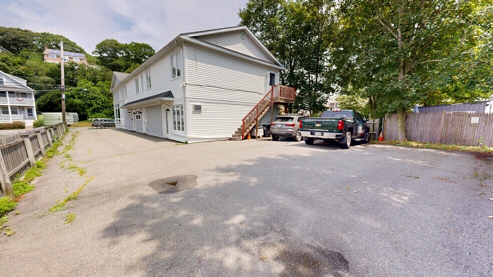More Photos Of 487 Humphrey St, Swampscott Office For Sale