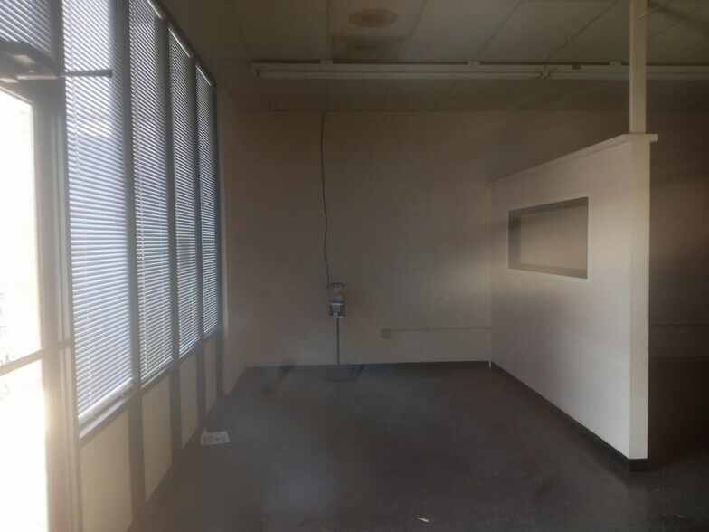 More Photos Of 1227 Cherokee Rd, Alexander City Freestanding For Lease