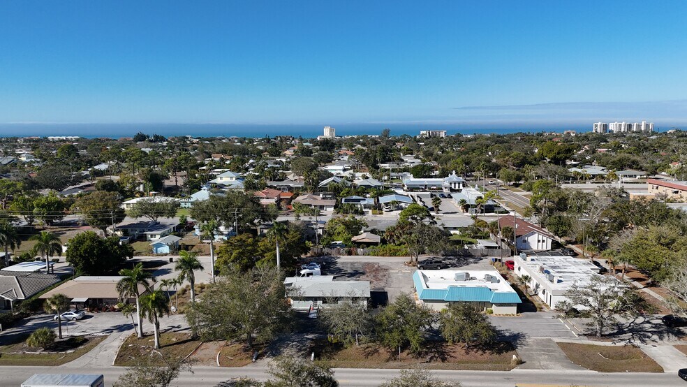 More Photos Of 712 The Rialto, Venice Medical For Lease