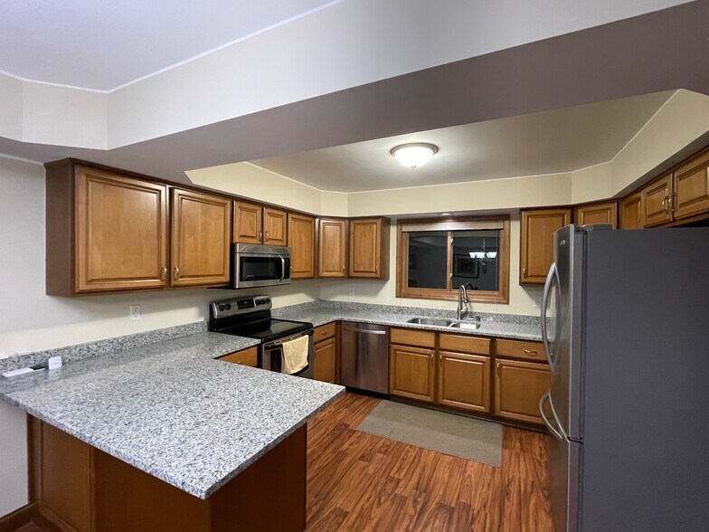 More Photos Of 5743 Meldrum Rd, Casco Airplane Hangar For Sale