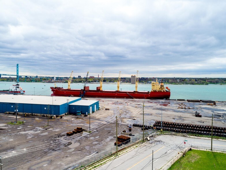 More Photos Of 174 S Clark St, Detroit Light Distribution For Lease