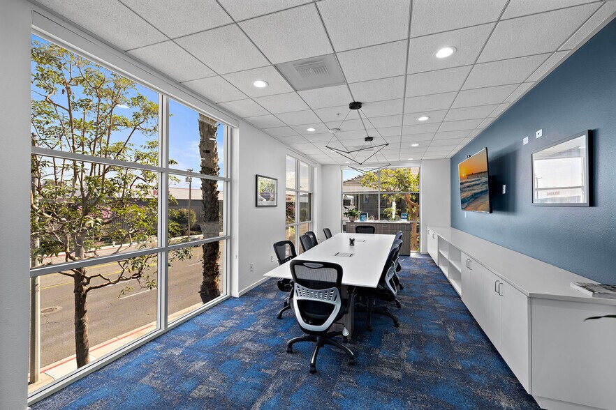 More Photos Of 1124 Bristol St, Costa Mesa Office For Sale