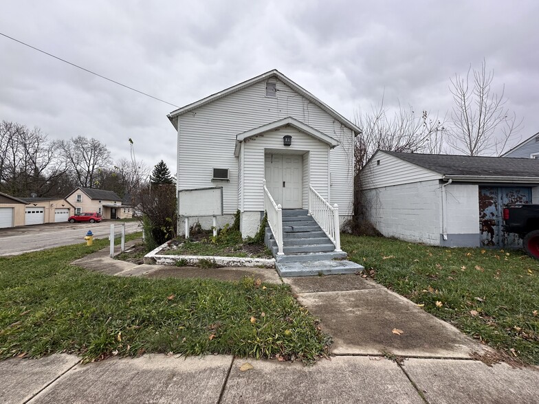 Primary Photo Of 1901 Mechanicsburg Rd, Springfield Religious Facility For Sale