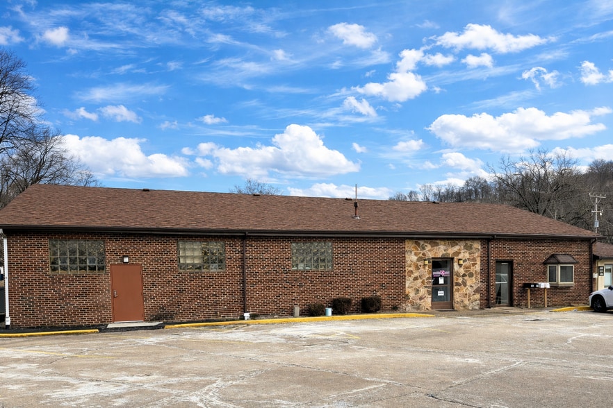 More Photos Of 600 Park Ave, Monongahela Office For Lease