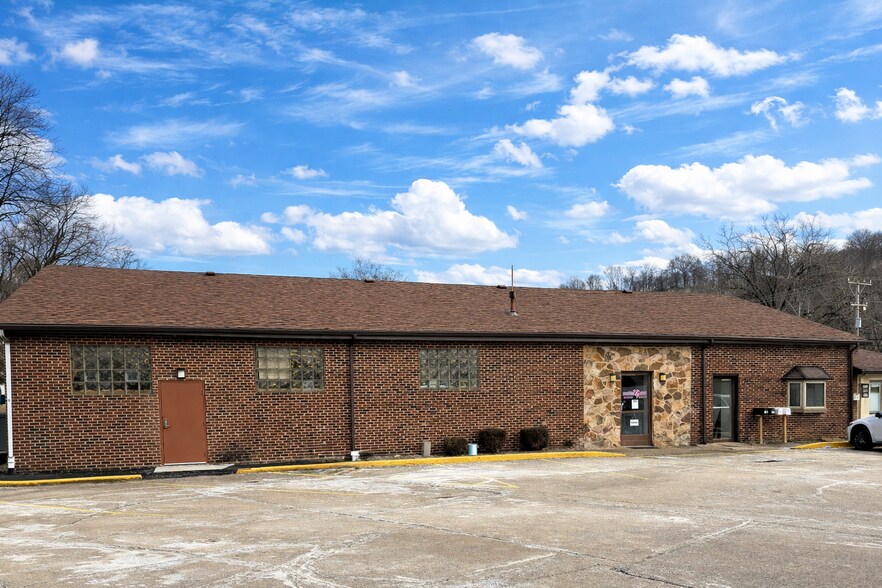 More Photos Of 600 Park Ave, Monongahela Office For Lease