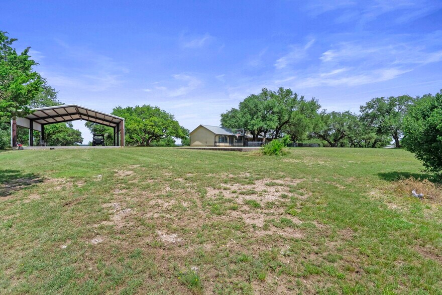 More Photos Of 539 Oak Vista Dr, Burnet Land For Sale
