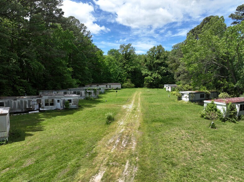 More Photos Of 11306 Harmon Rd, Birdsnest Land For Sale