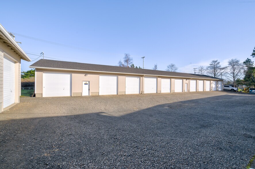 More Photos Of 3003 Highway 101 N, Gearhart Self Storage For Sale
