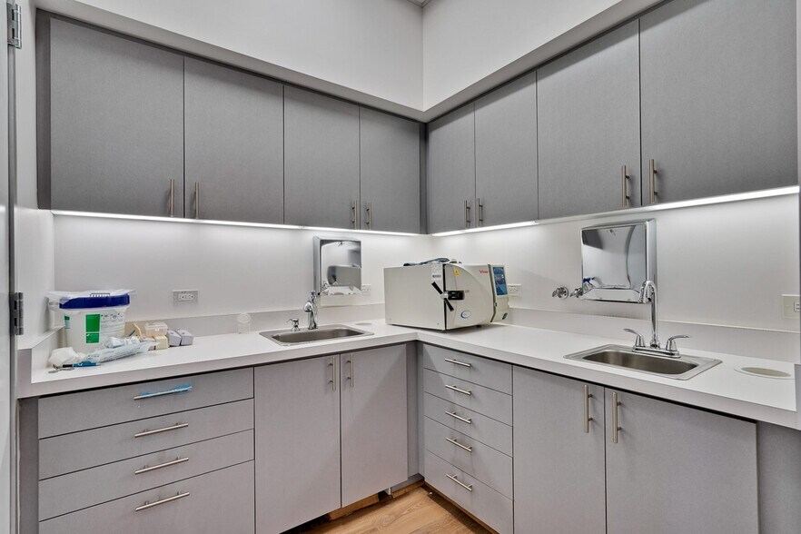 More Photos Of 1569 Lexann Ave, San Jose Medical For Sale