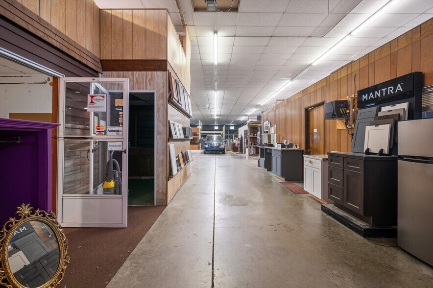 More Photos Of 204 Grand Ave, Clarion Warehouse For Sale