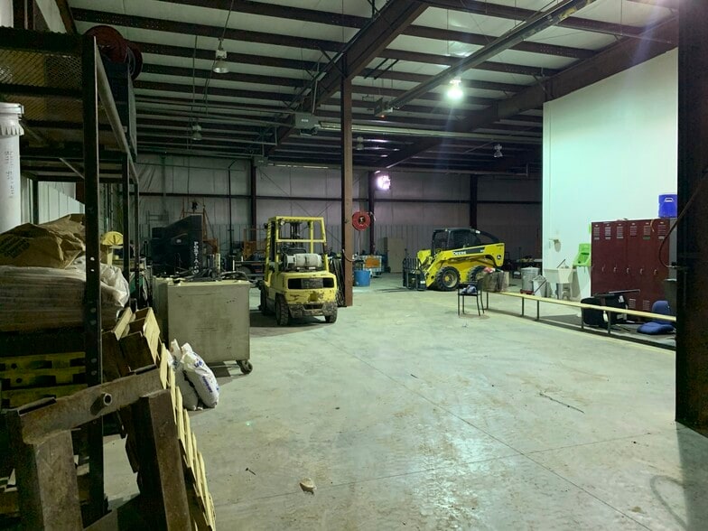 More Photos Of 1878 S 1500 E, Vernal Warehouse For Lease