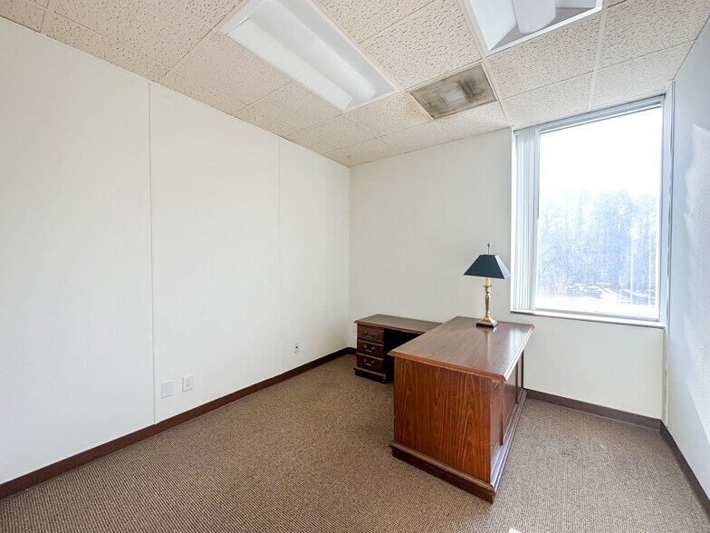 More Photos Of 3901 Barrett Dr, Raleigh Office For Lease