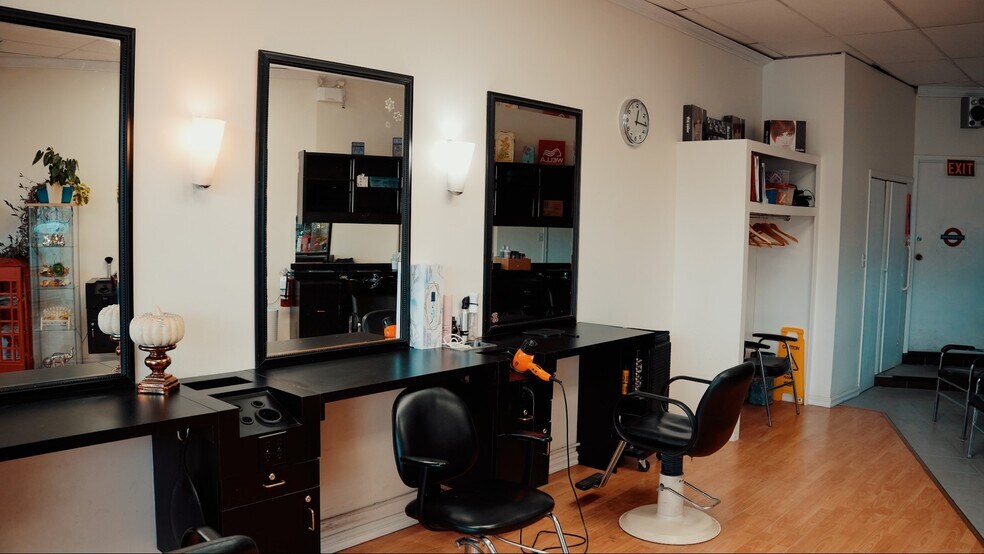 More Photos Of 15223-15245 Russell Ave, White Rock Apartments For Sale