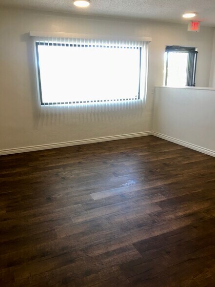 More Photos Of 4045 W Quail Ave, Las Vegas Warehouse For Lease