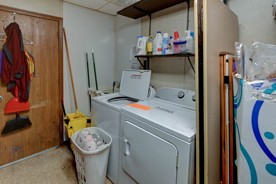 More Photos Of 2901 M 291 Frontage Rd, Independence Schools For Sale