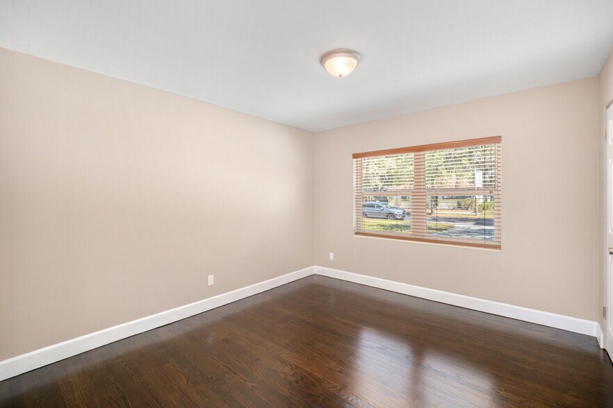 More Photos Of 636 N Rio Grande Ave, Orlando Office Residential For Sale