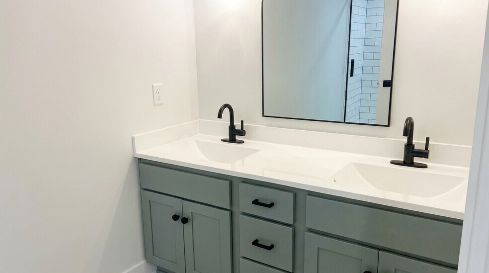 More Photos Of 144 S Wabash St, Wabash Office For Sale