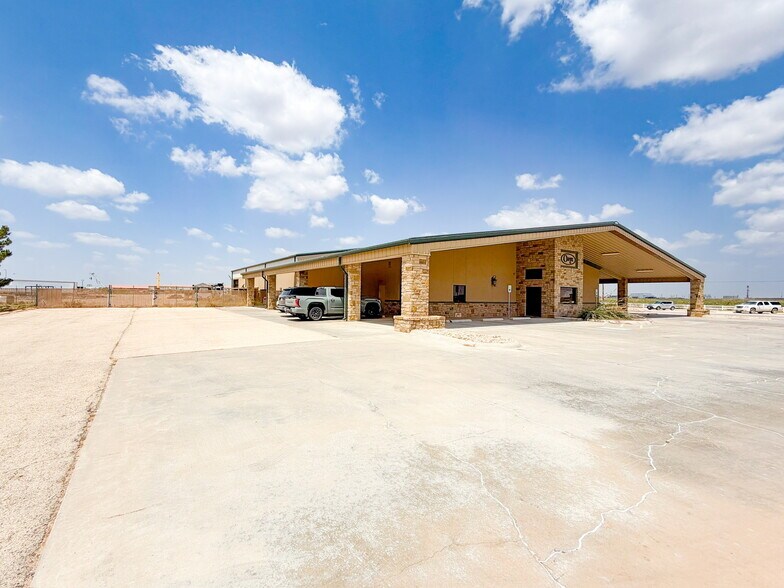 More Photos Of 1010 S FM 1788, Midland Service For Lease