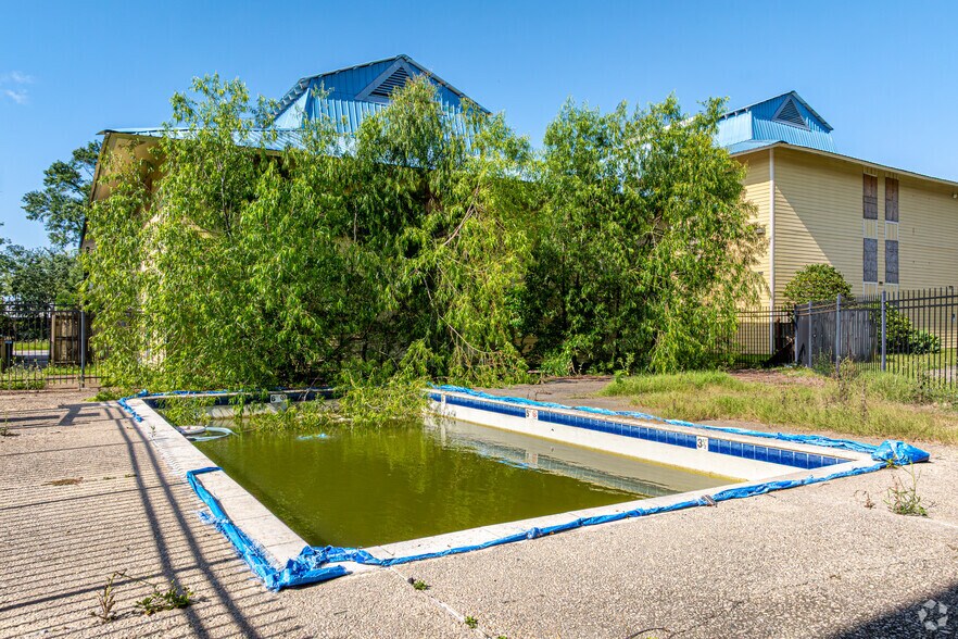 More Photos Of 4759 Earl Gros Ave, Baton Rouge Apartments For Sale