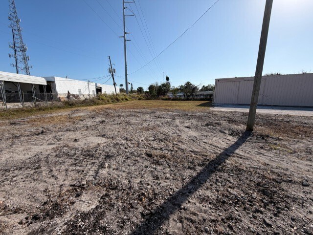 More Photos Of 11050 70th Ave, Seminole Warehouse For Sale