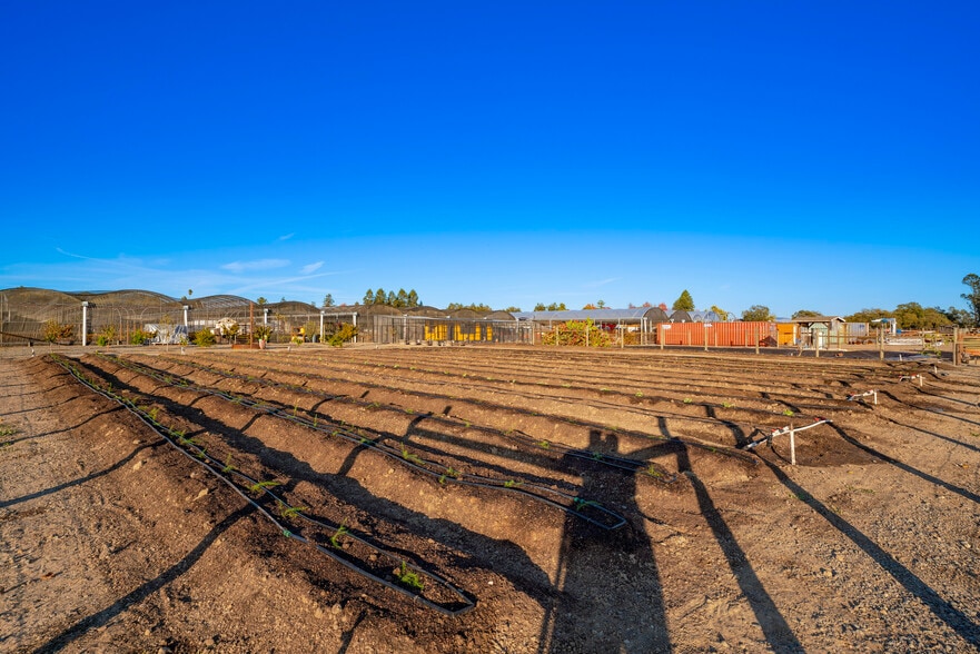 More Photos Of 2208 Olivet Rd, Santa Rosa Industrial For Sale