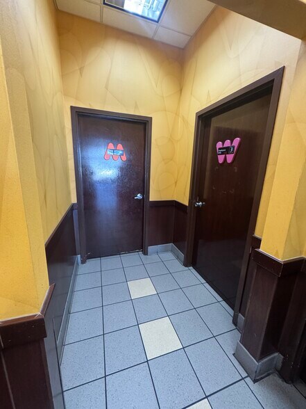 More Photos Of 1985 Route 22 W, Scotch Plains Storefront Retail Office For Lease