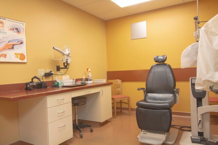 More Photos Of 246 N 18th Ave, Pocatello Healthcare For Sale