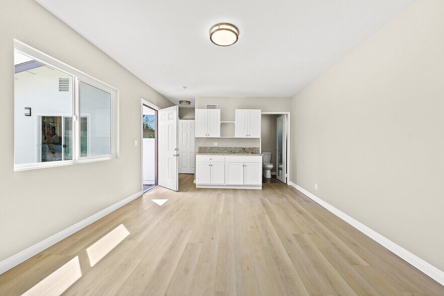 More Photos Of 1227 E Grovecenter St, West Covina Specialty For Sale