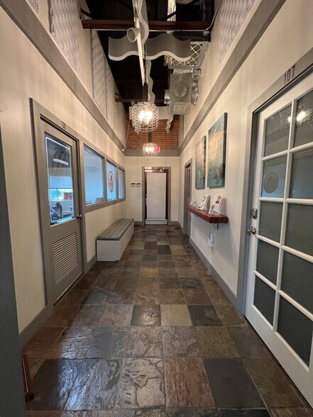 More Photos Of 4311 Belmont Ave, Dallas Storefront Retail Residential For Lease