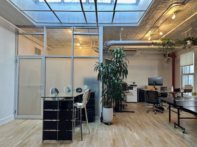 More Photos Of 166 Mercer St, New York Office For Lease